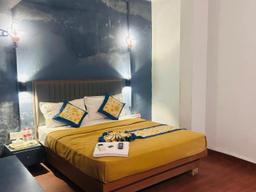 Hotel Cozy Inn in Panvel