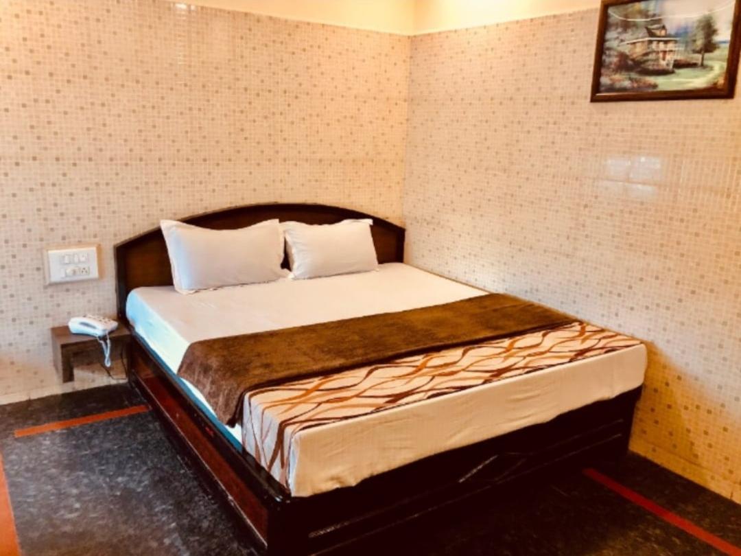 Hotel Tejasri Residency in Vijayawada
