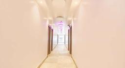 The Golden Plaza Hotel in Tarapith