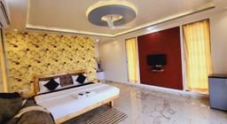 Brownstone Resort in Mahabaleshwar