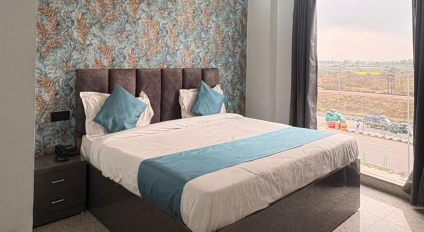 Hotel Raas Inn in Kanpur