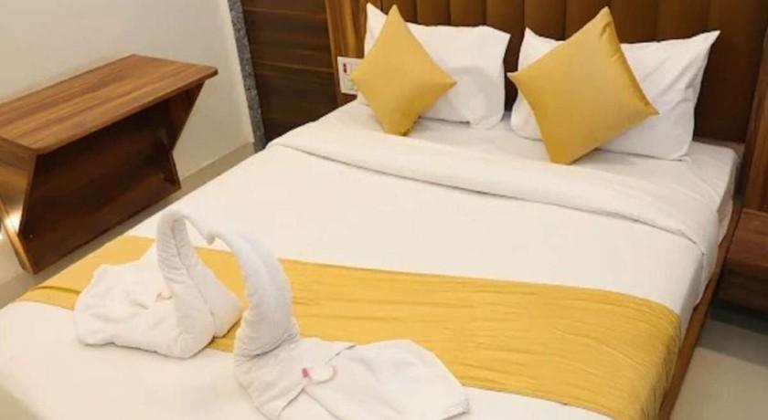 Hotel Ratna Residency in Navi Mumbai