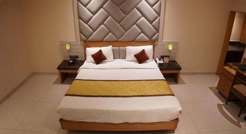 Hotel The Vinayak in Gwalior