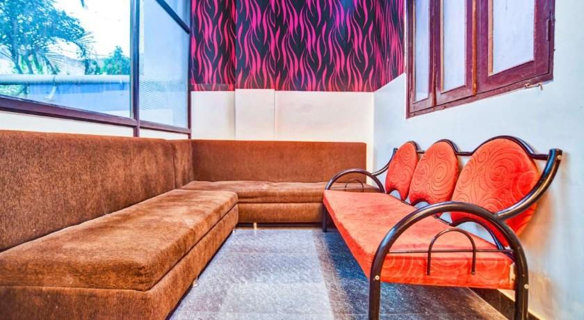 Hotel Silver Peace in Indore