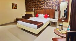 Hotel Devanshi By Classy Stay in Panvel