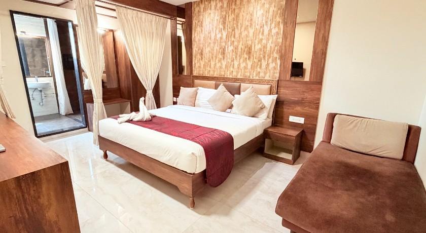Gsilver SS Hotel in Tiruppur