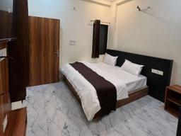 Hotel Aana Inn Stay in Jaipur