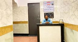 Hotel Metro in Hapur