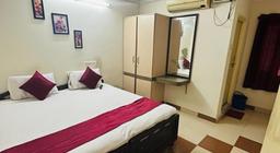 Hotel Silver Moon in Hyderabad
