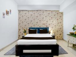 The Nine in Jaipur