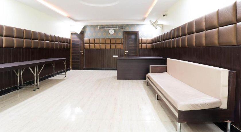 Hotel Heritage Villa By MNG Rooms in Kanpur