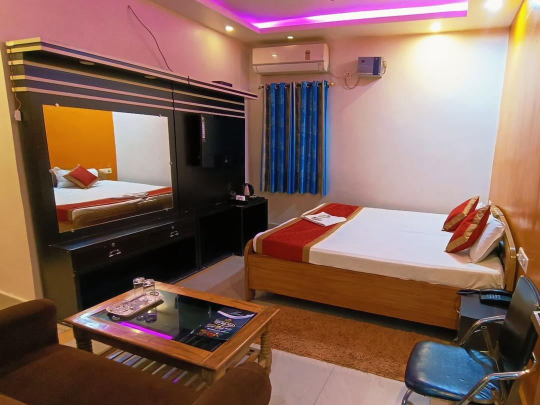 Hotel New Mega Palace in Patna