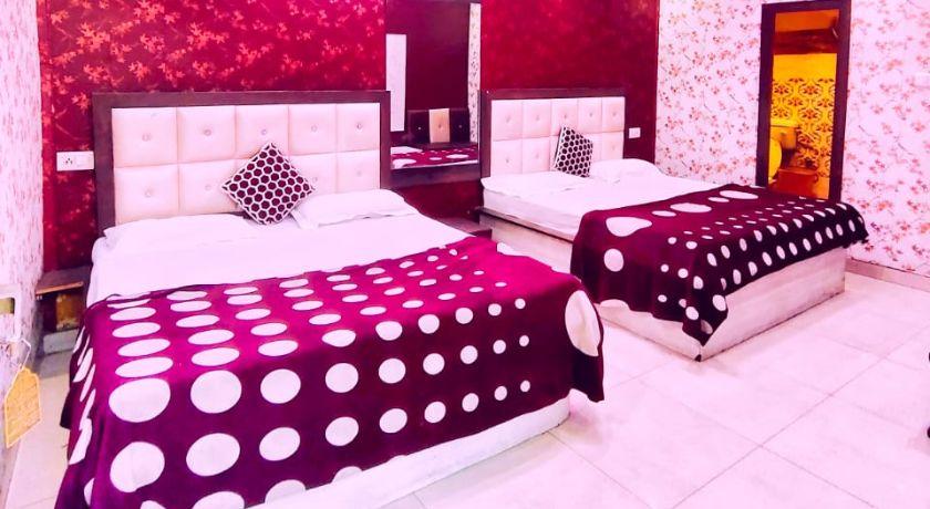 Hotel Revoli in Amritsar