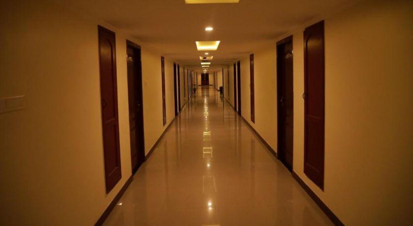 Hotel PVK  Grand in Dindigul