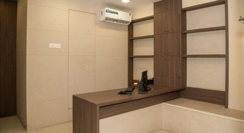 Hotel Sunshine in Baramati