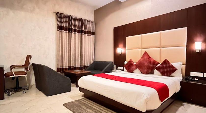 Hotel The Onix in Dehradun
