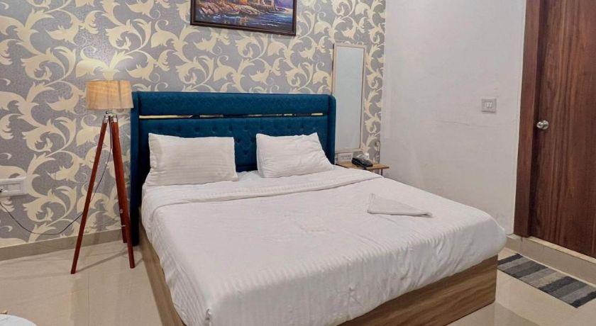 Letstay Business Suite in Noida