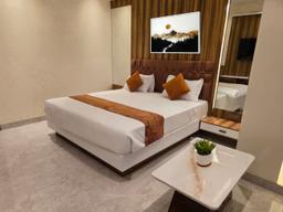 Hotel Mumbai House Vashi in Navi Mumbai