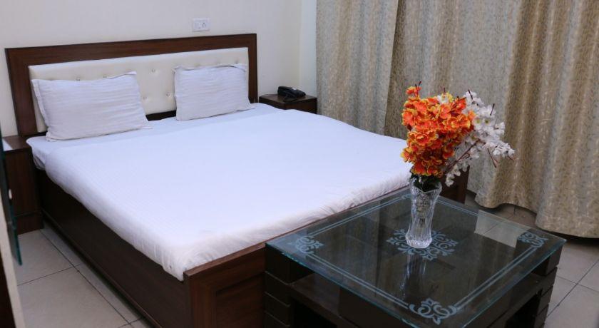 Gaurav Resort in Zirakpur
