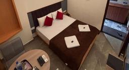 Shri Gopal Lodging and Boarding in Thane