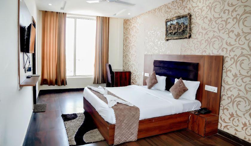 Hotel Thames in Zirakpur