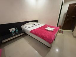 Hotel Temple Sai in Shirdi