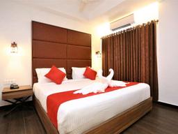 Hotel Crown Suites in Kochi