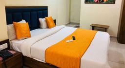 Hotel V R Villa in Vadodara
