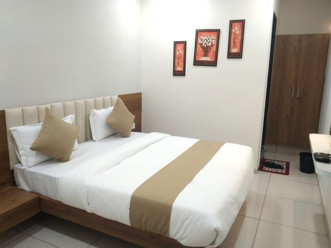 Hotel MD Residency in Anand