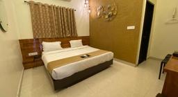 Hotel Golden Bliss in Bhopal