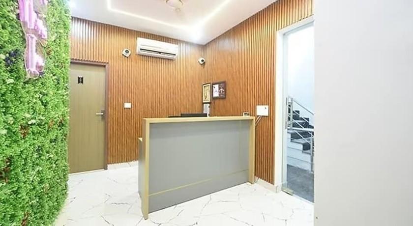 Hotel Kavya Inn - Near The Mall Of Faridabad in Faridabad