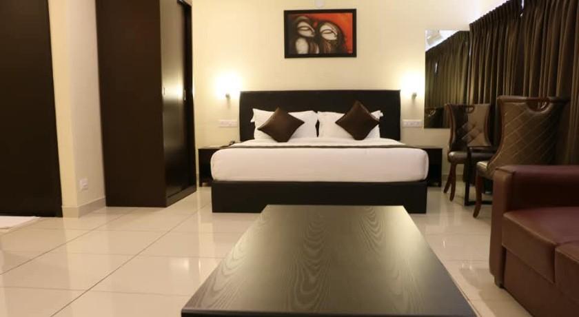 Hotel Libra in Thiruvananthapuram