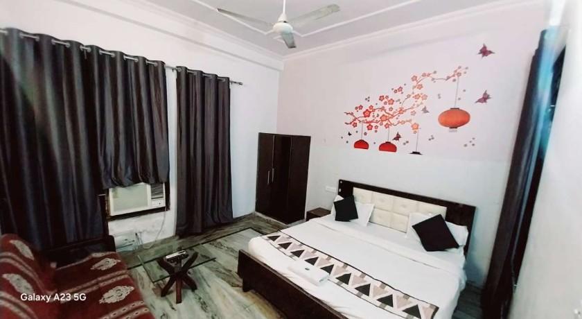 Hotel ARB Rooms in Lucknow