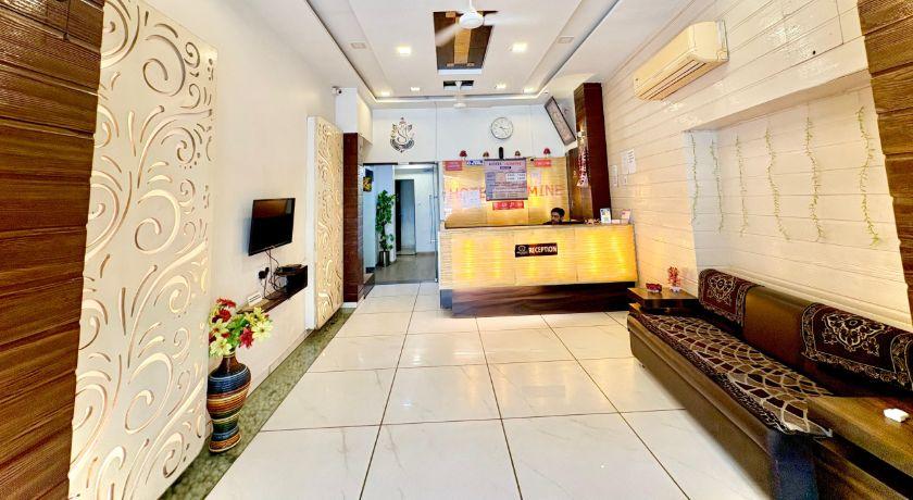 Hotel Jasmine in Ahmedabad