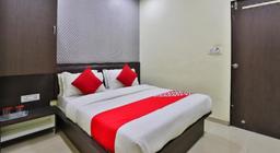 Hotel Hill Look Inn in Gandhinagar