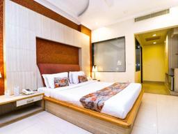 Hotel Rajshree in Chandigarh