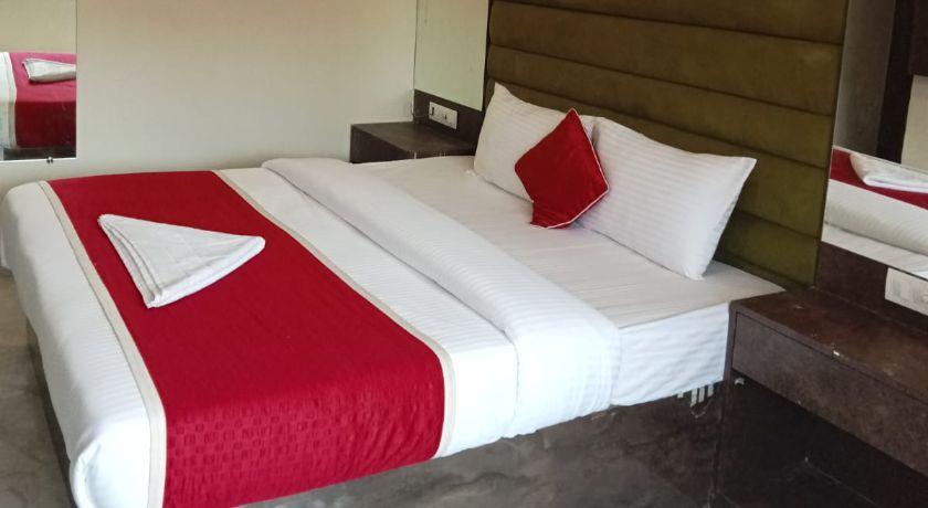 Hotel B Town in Mumbai