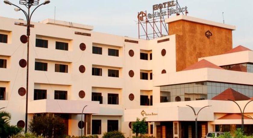 Dfront Golden Palace in Namakkal