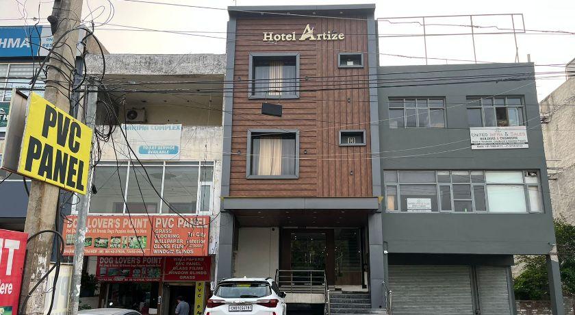 Hotel Artize in Zirakpur