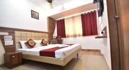 Hotel Candor Amigo in Panvel