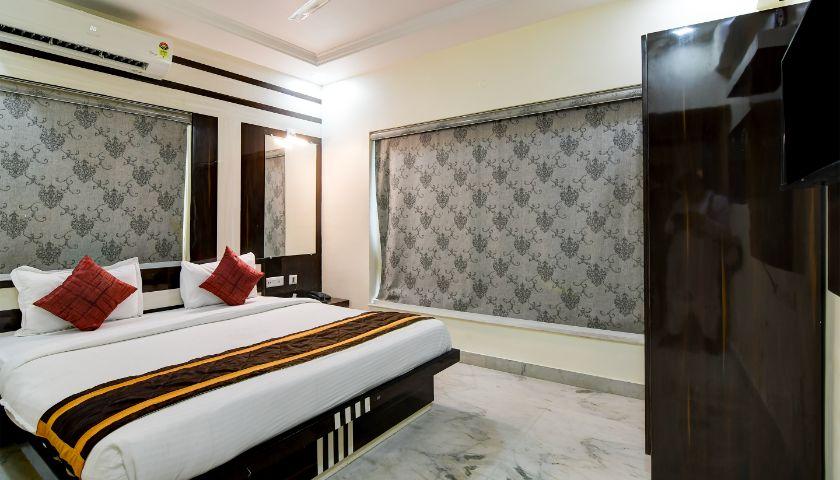 Hotel Trishiv in Kolkata