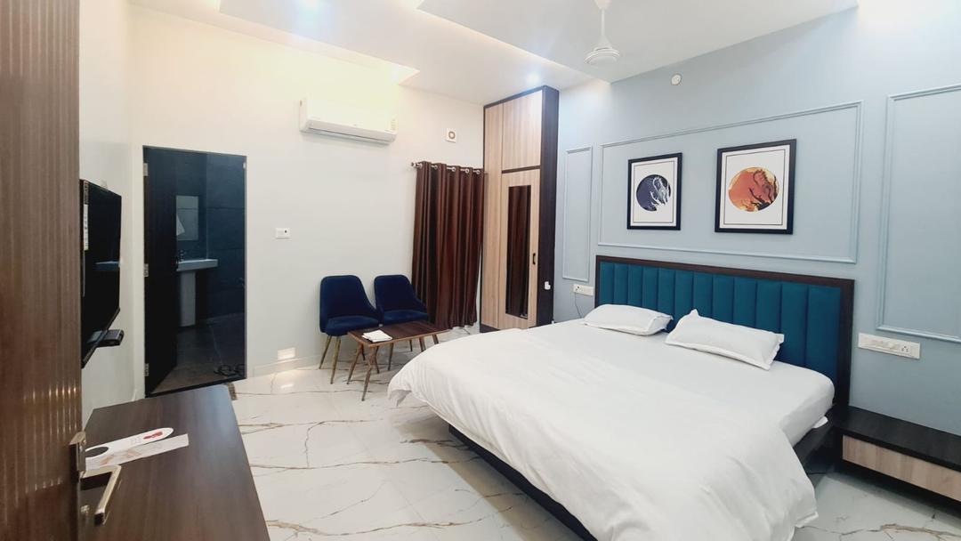 Hotel Kanjee in Sikar