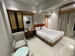 Hotel The West Coast in Vasai Virar