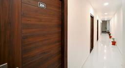 Hotel Devine in Zirakpur