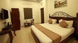 Hotel Casa - By The Lake in Udaipur