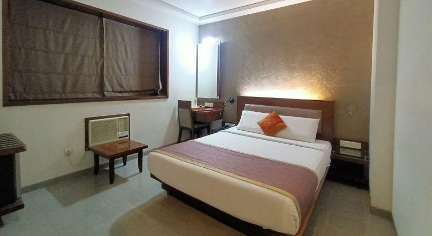 Hotel Vinyasa in Thane