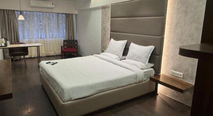 Hotel Dakshin Grandeur in Navi Mumbai