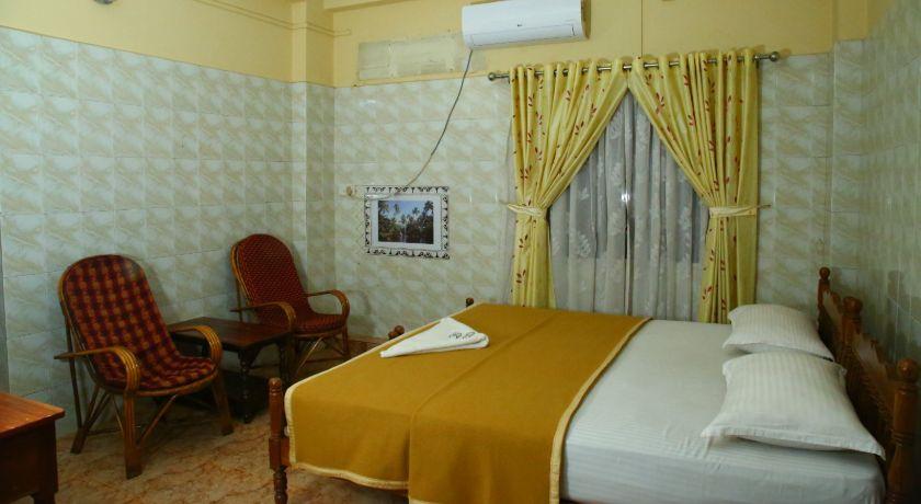 Hotel Lake Palace in Kottayam