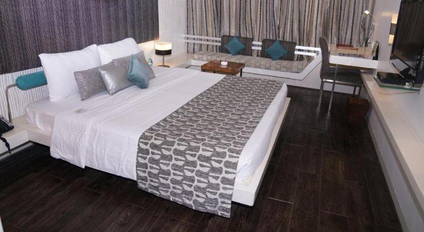 Hotel Kohinoor Continental in Mumbai