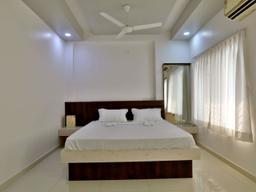 Sai Hotel in Navsari